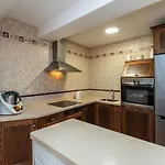 Spacious And Bright House Next To The * Марбелья