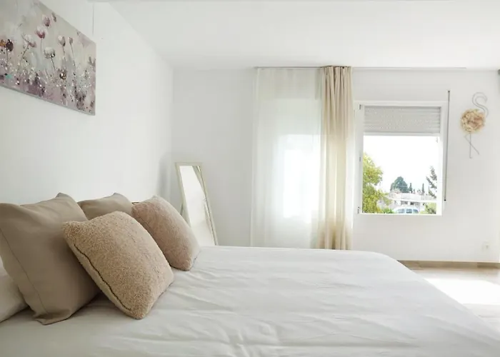 Spacious And Bright House Next To The * ماربيا